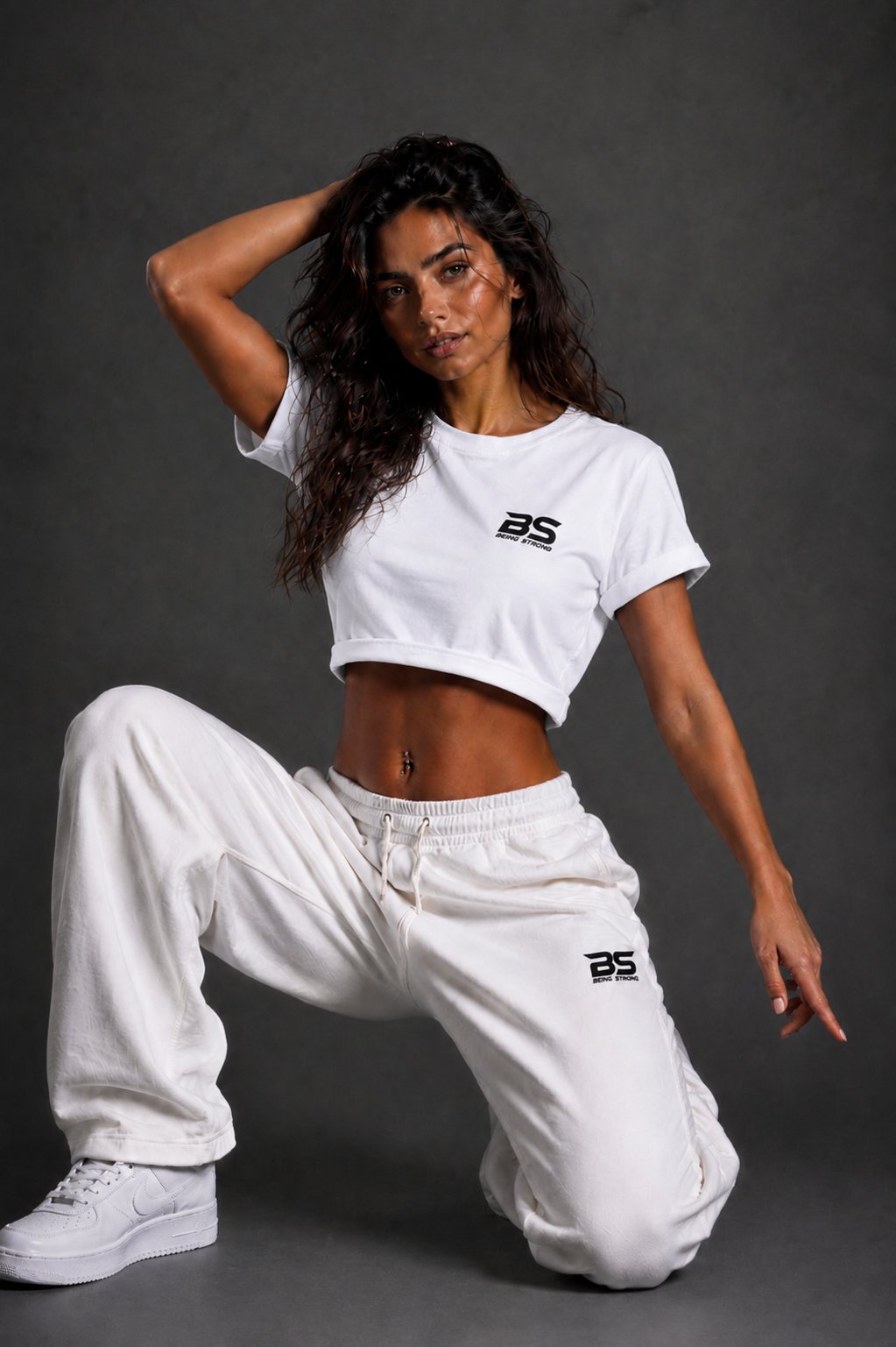 BeingStrong Cropped T-Shirt Dames
